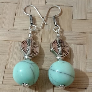 Light Weight Fashionable Handmade Tribal Earrings For Girls