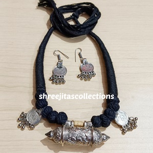 Tabiz Tribal Pendant Necklace Set